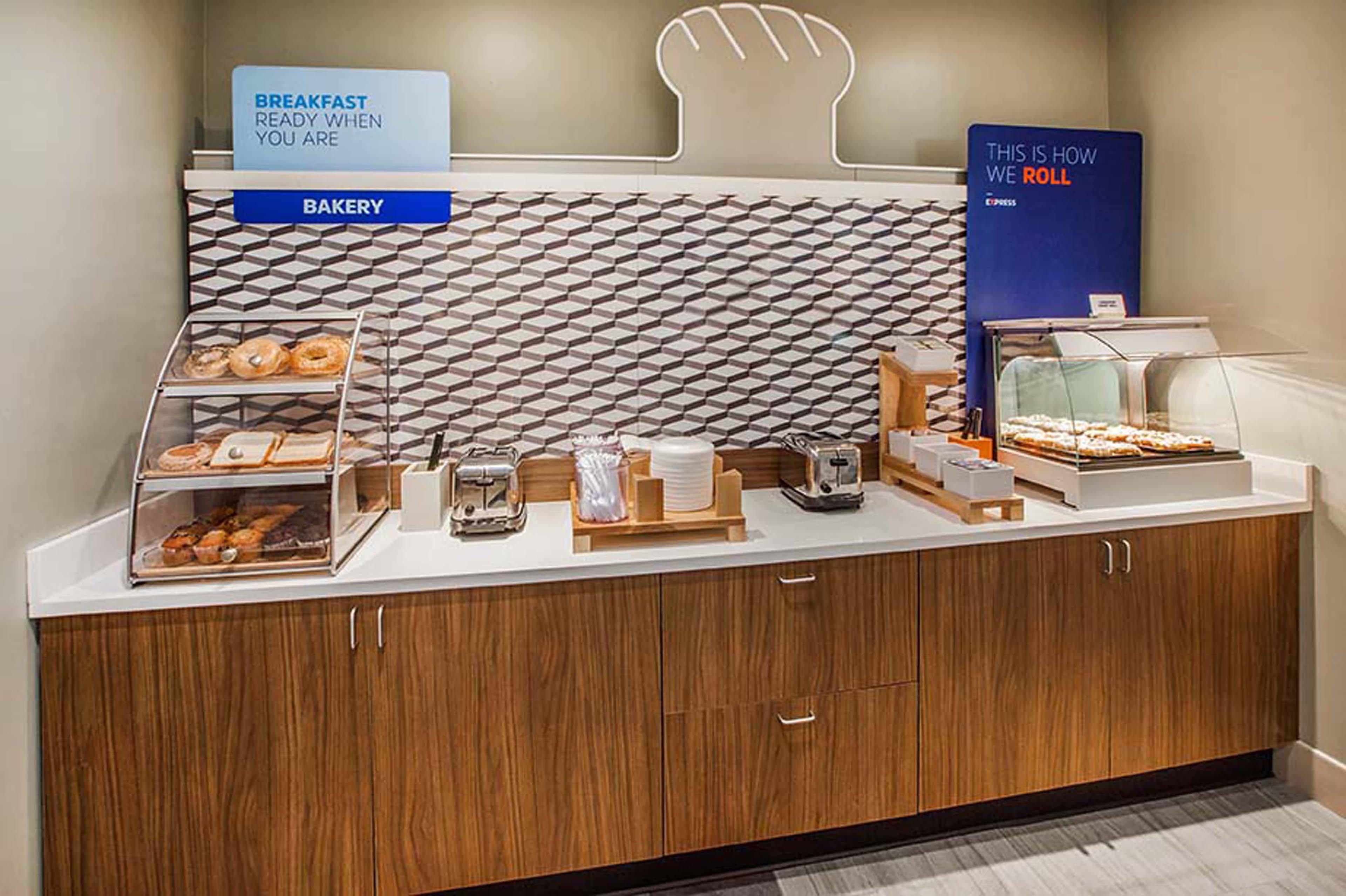 Holiday Inn Express Boston North-Woburn By Ihg Exteriér fotografie